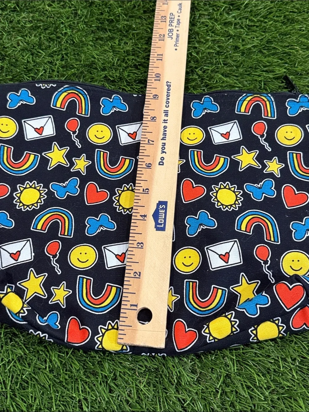 Discontinued Thirty-one - On Our Sleeves - Zipper Pouch